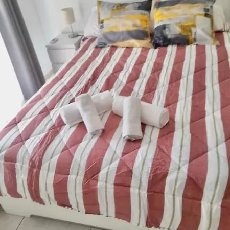 Apartamento Lyrioshomes Manantiales *