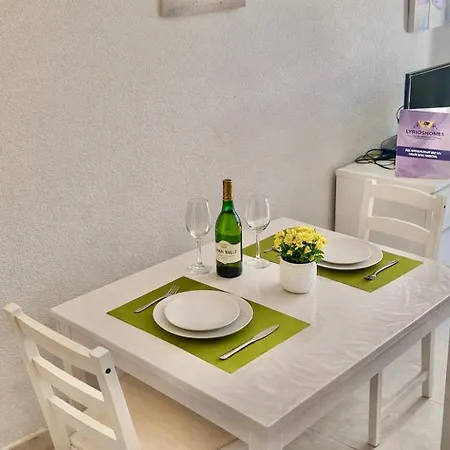 Apartment Lyrioshomes Manantiales